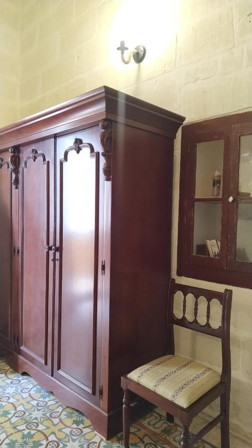 Ta' Lorenzo Guest House San Lawrenz Bagian luar foto