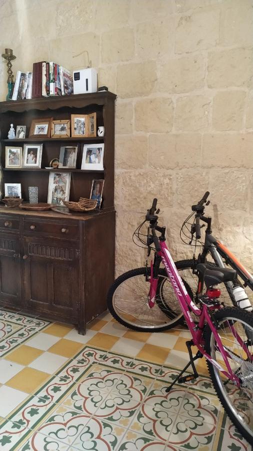 Ta' Lorenzo Guest House San Lawrenz Bagian luar foto
