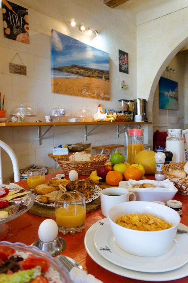 Ta' Lorenzo Guest House San Lawrenz Bagian luar foto