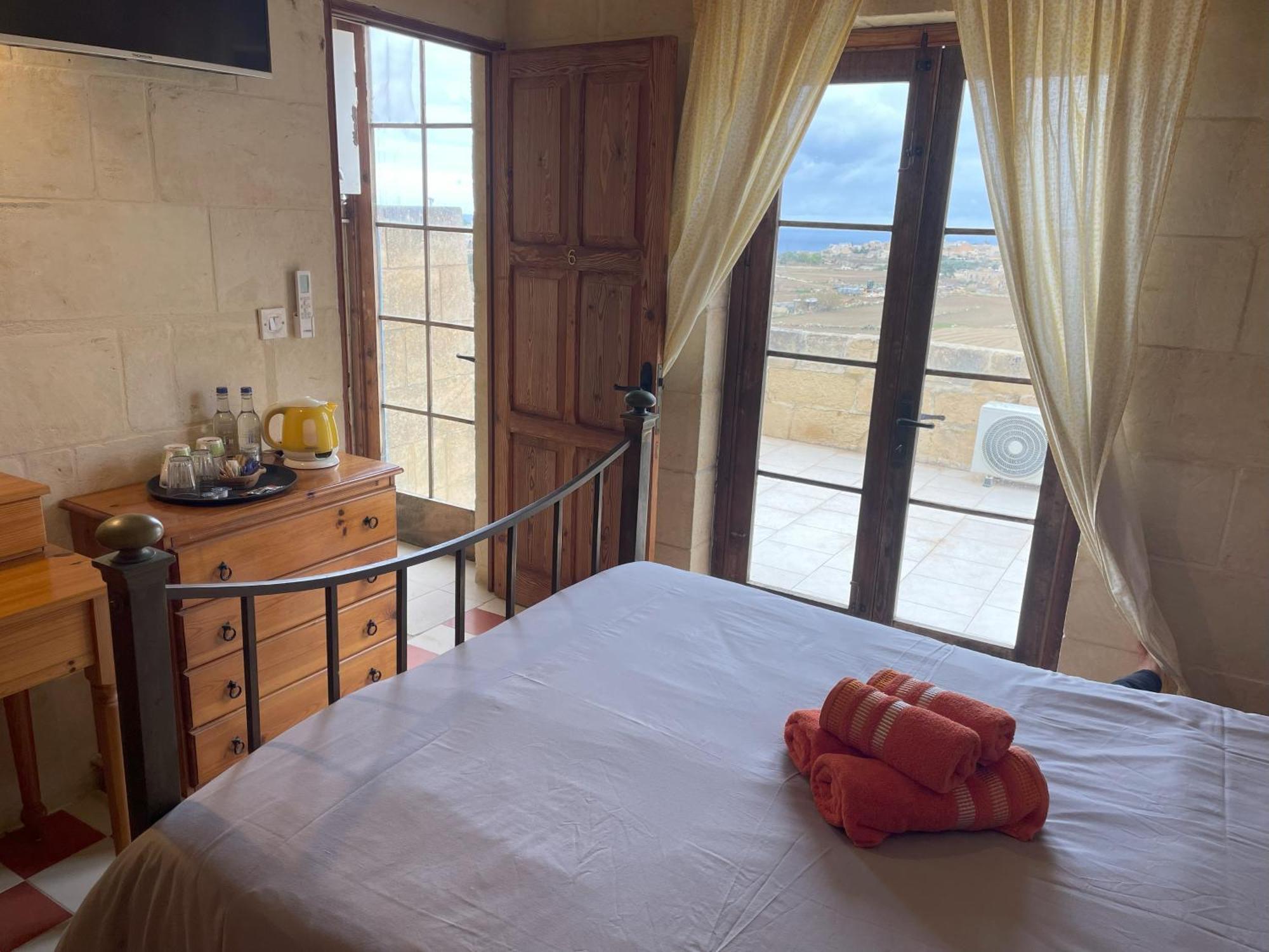 Ta' Lorenzo Guest House San Lawrenz Bagian luar foto